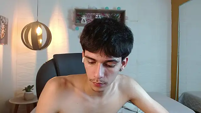 AmethystShadow17 Show Webcam