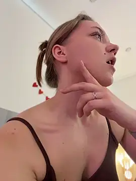 JennyPortmanのライブXXXチャット