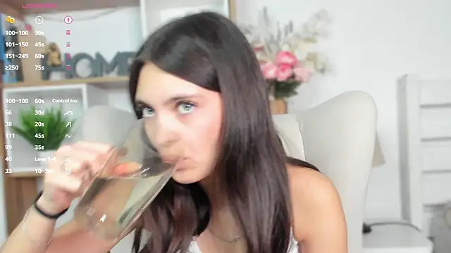 XXX chat uživo modela MirthaBolduan