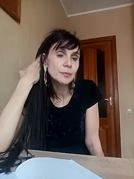 Francenia_lolis' Live XXX Chat