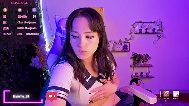 Eymmy_24 Show in webcam