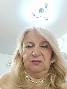 แชท XXX สดของ AvrilMillers