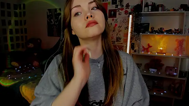 AkiraKatsu Chat XXX in diretta