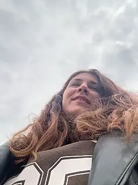 DaisyVibesss Show in webcam