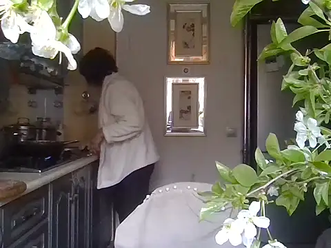 แชท XXX สดของ Baby-Matilda