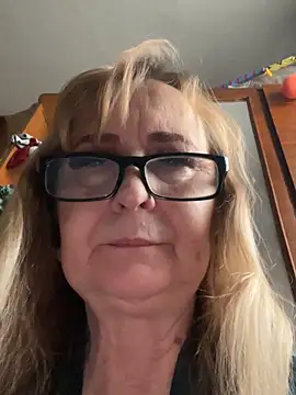 Irina2909@xh's Webcam Show