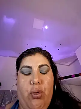 AndreaKinky Pertunjukan Webcam