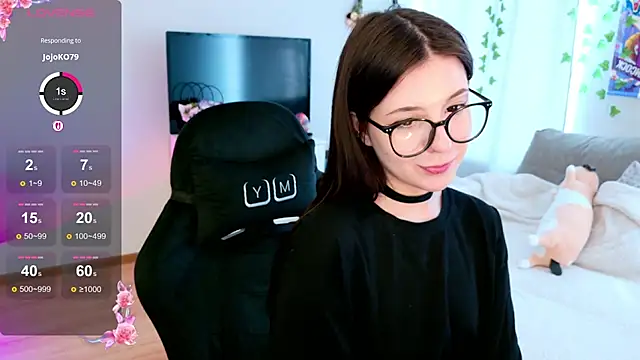 XXX chat uživo modela Azaliya_Haze