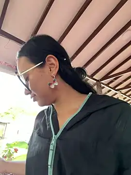 l0lita_emi Obrolan Langsung XXX