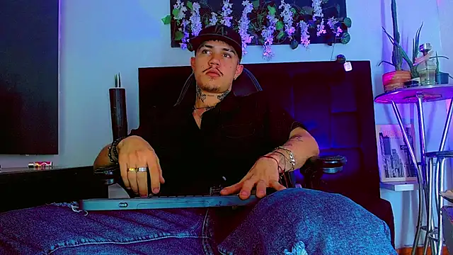 HannibalLester Pertunjukan Webcam