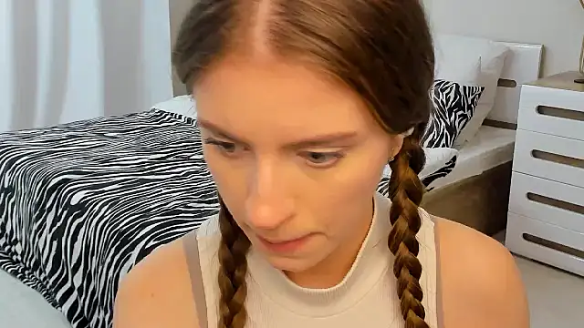 Erica_Kiss: онлайн-секс-чат