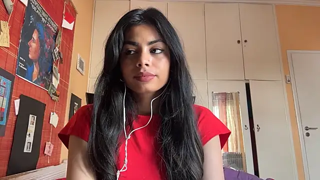 JenniRouttのライブXXXチャット