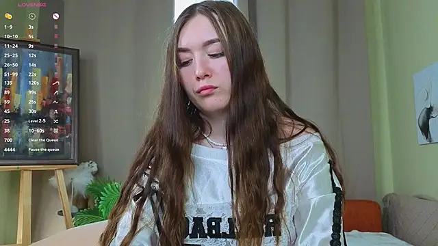 Онлайн чат XXX AlinaOrf