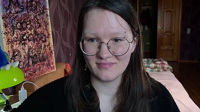 Онлайн чат XXX hairyMira