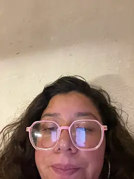 Vivi_Kvsh Adlı Modelin Canlı XXX Sohbeti