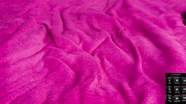 Alice_Pops Pertunjukan Webcam