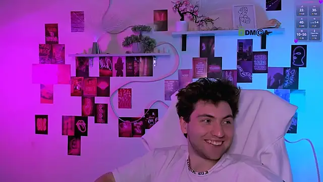 joseph_bear_ Show in webcam