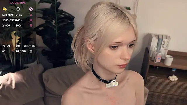 LaureMestler Chat XXX in diretta