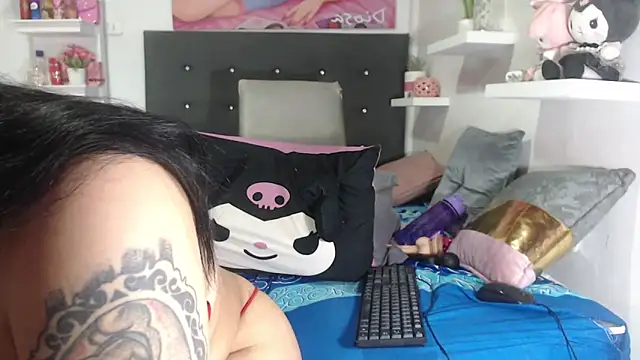 عرض كام SnowxxWhite