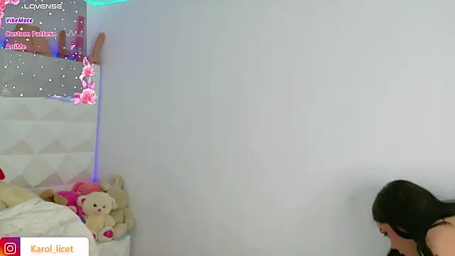 Pokazy przed kamerką – Karol_Goddess_ofhe_love