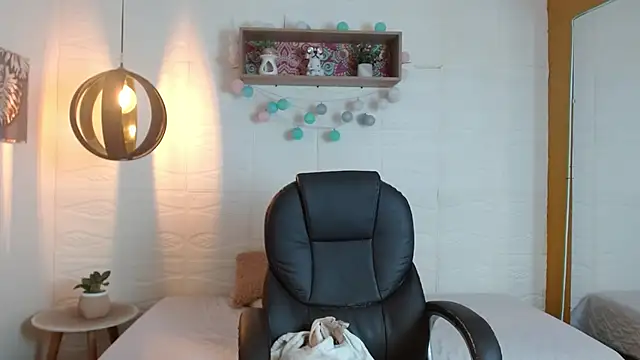 AmethystShadow17 Show Webcam