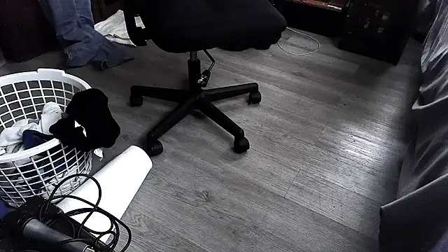 دردشة Tommy_Love23 الجنسية المباشرة