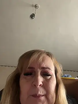 Irina2909@xh Live XXX-chat