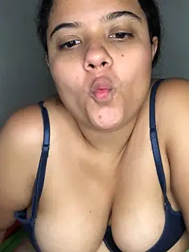 luisahot_9727 – Live XXX-chat