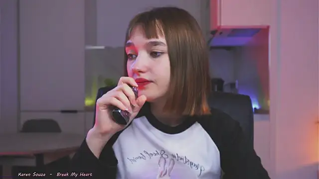 Leyla_crsh 现场XXX聊天