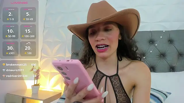 Czat XXX na żywo – valeryn__rosse