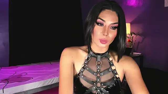 MaxxineMorenaTs Pertunjukan Webcam