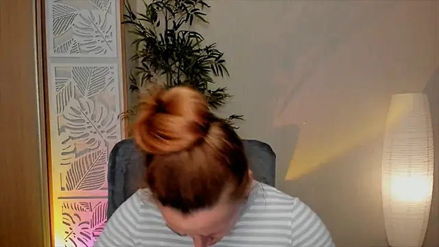 Chat +18 de RebeccaMartinez ao vivo