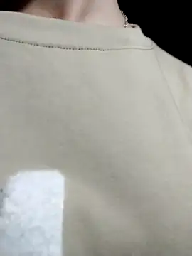 Chat XXX en directo de little-green-sprout