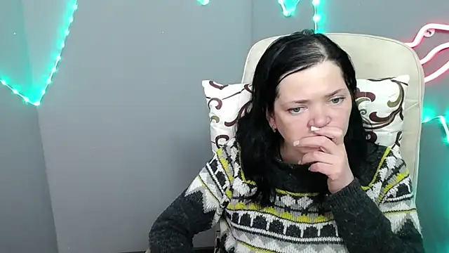 LauraFinn Obrolan Langsung XXX