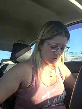 NikkiBlisss live XXX chat