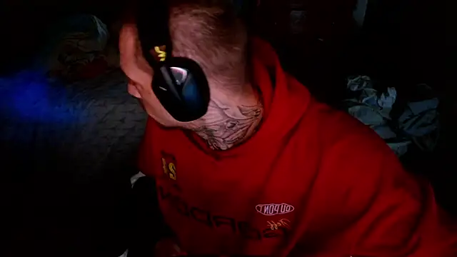 Chatroom XXX en direct de DADDY_KANE8---