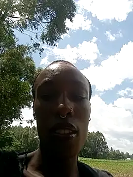 Chat XXX ao vivo de Petite_Ula