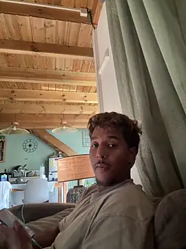 Pertunjukan Kamera Web Axel_black10