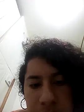 RizHoney's Live XXX Chat