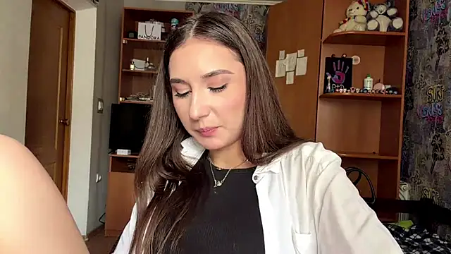 poly_princess' Live XXX Chat