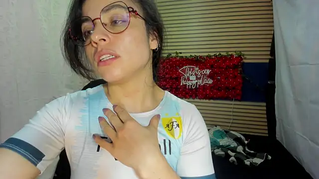 rosse_2504: онлайн-секс-чат