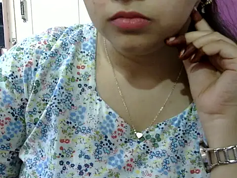 Cute_Aliyaa Chat XXX live