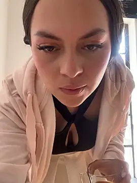 Chat +18 de Annie_bonnie_ ao vivo