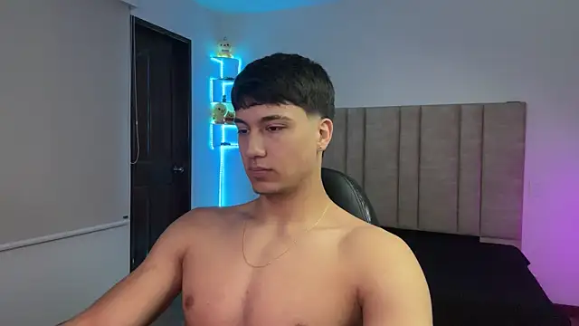 CHRIS_MORGAN1 Obrolan Langsung XXX