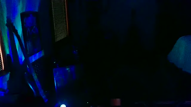 Pokazy przed kamerką – LEVIATHANX666