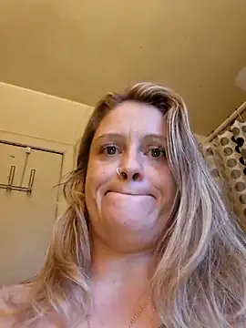 jgodbout2011 Live XXX-Chat