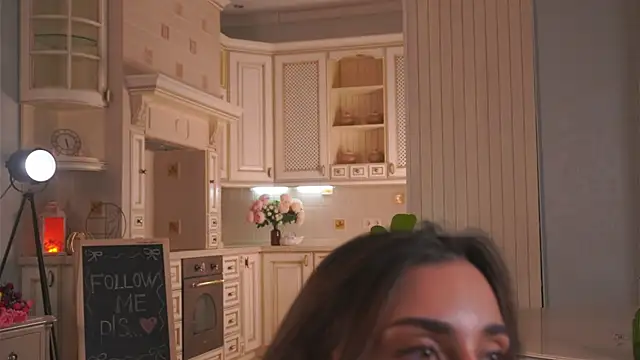 EnriquetaLemmaのライブXXXチャット