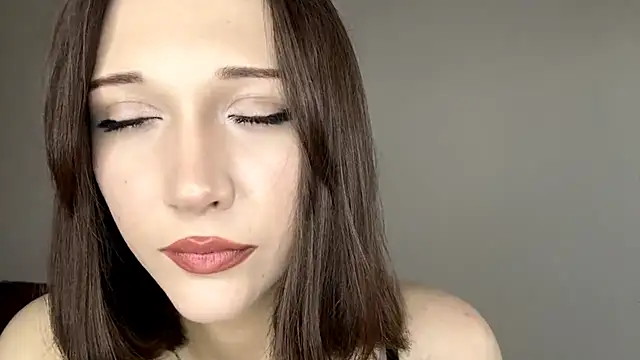 kiravingsのライブXXXチャット