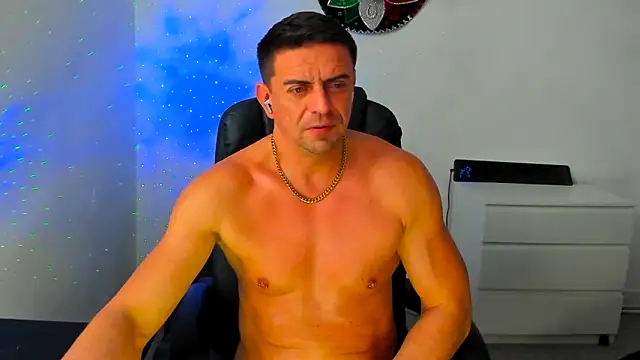 عرض كام petr37pol