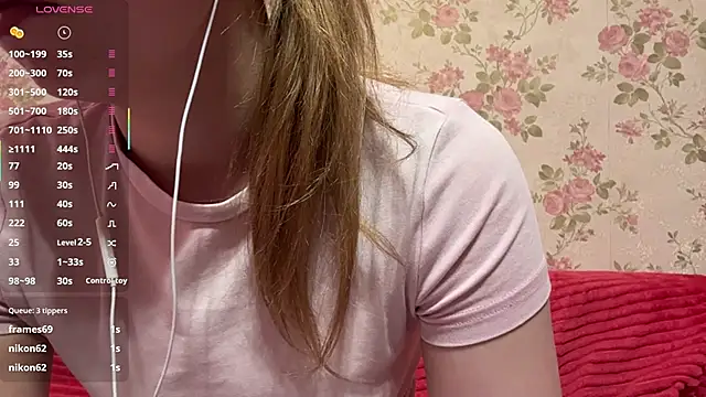 EleneShedden's Live XXX Chat